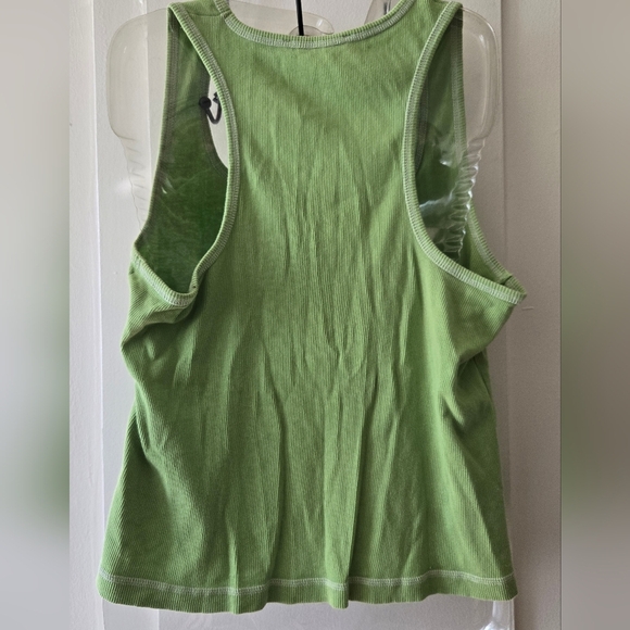 *3/$20 A Line Green Sleeveless Top - Picture 2 of 2